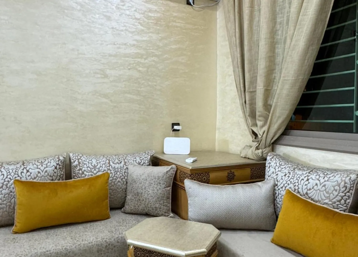 Blanco Spacious Family House Apartment Fes Morocco