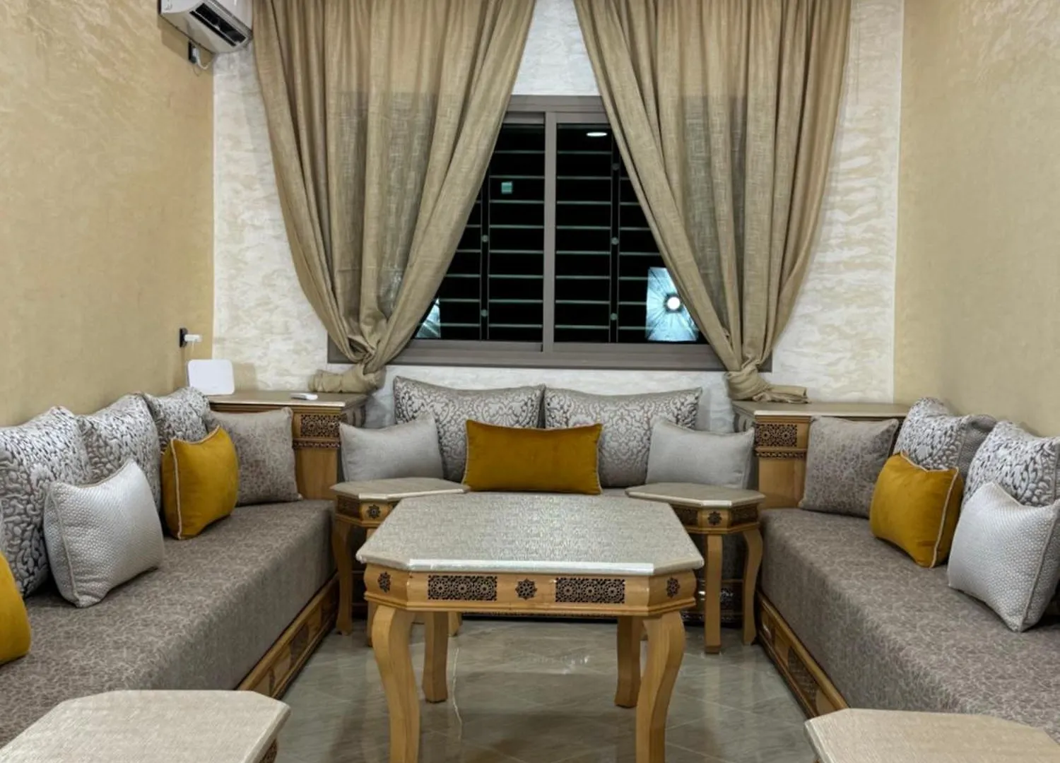Blanco Spacious Family House Apartment Fes